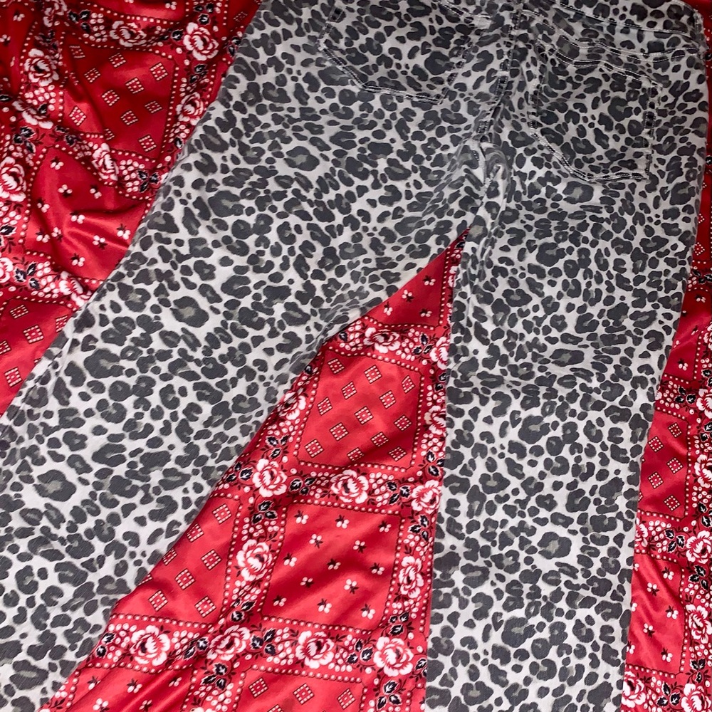 Loft Leopard Print Curvy Skinny Jeans